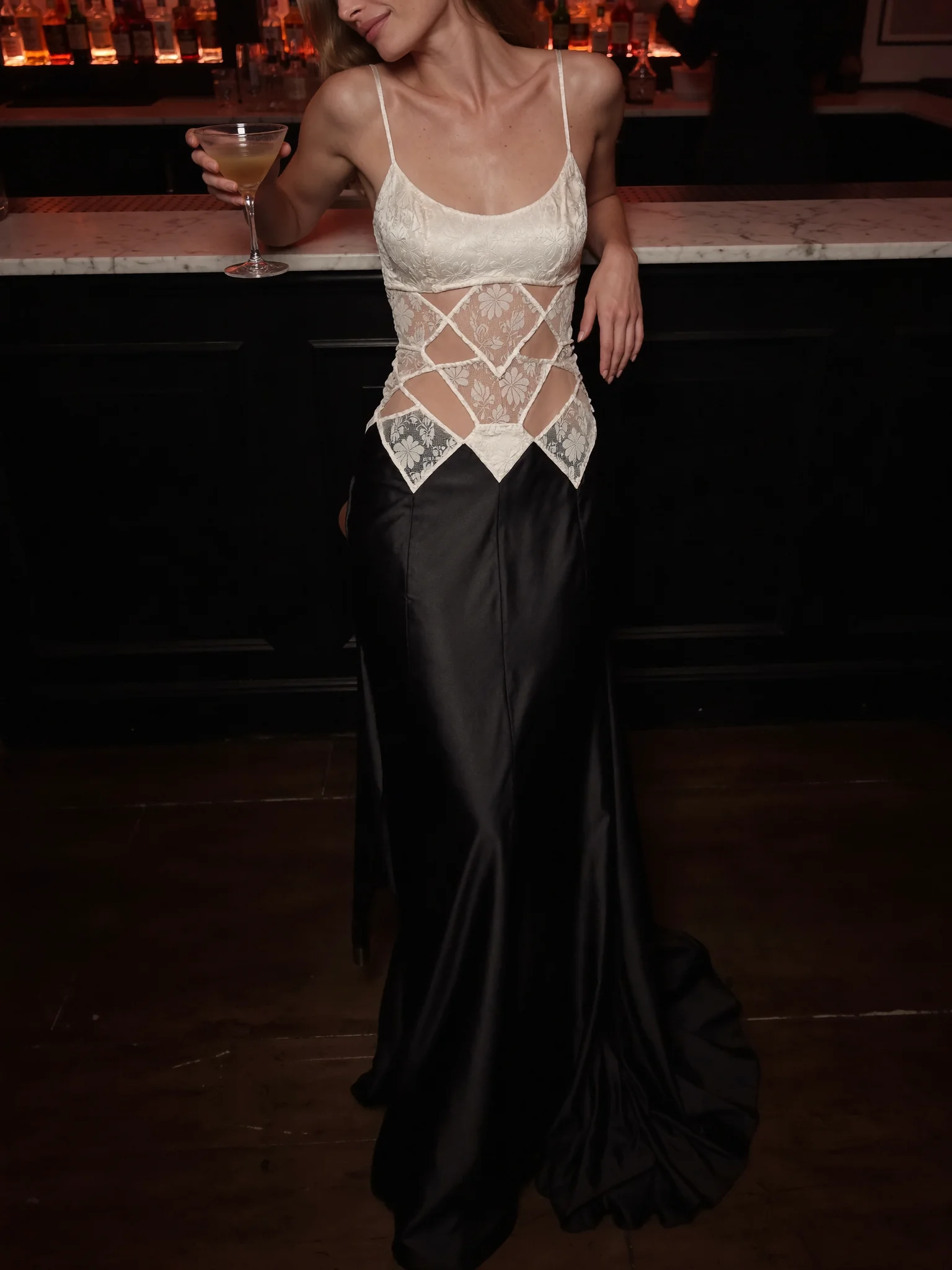 Elegant evening wear fashion prompt