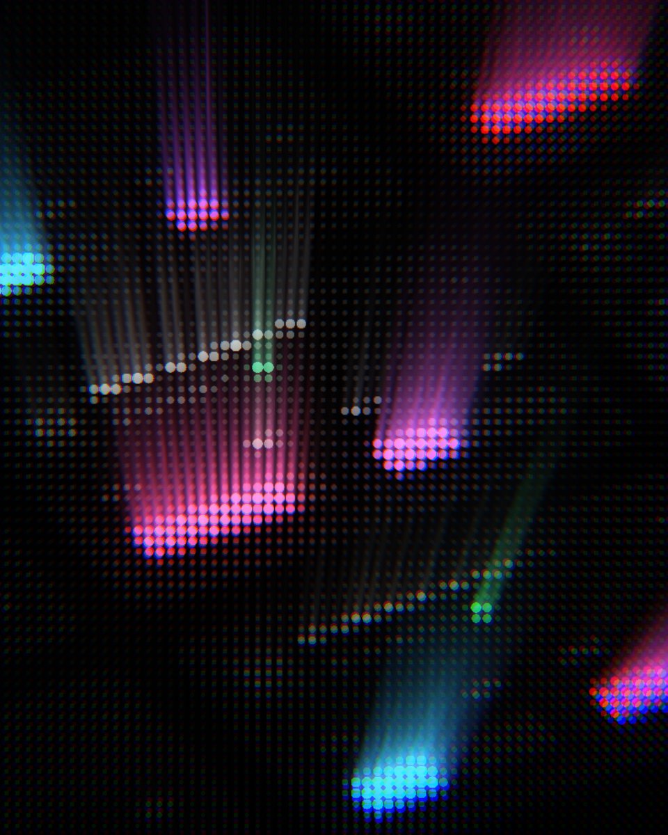 Messed around a bit more with the halftone look 👀 https://t